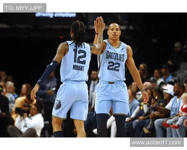 太阳队凭借22记三分球强势击败灰熊队展现出惊人投射能力