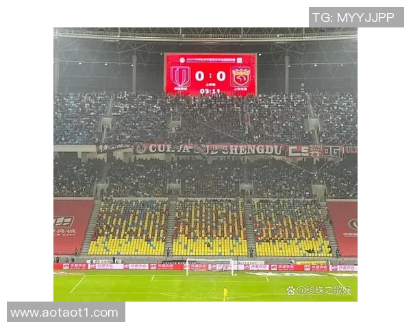 成都蓉城强势崛起成为新赛季争冠热门球队引发广泛关注与期待