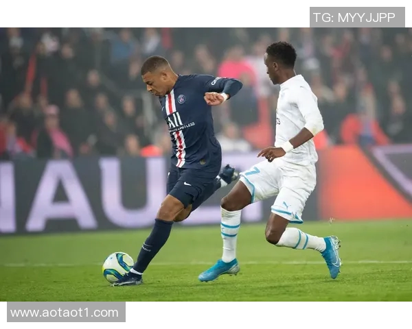 法甲巴黎圣日耳曼主场3-0战胜尼斯,领先优势继续扩大 法甲巴黎圣日耳曼主场3-0战胜尼斯,领先优势继续扩大