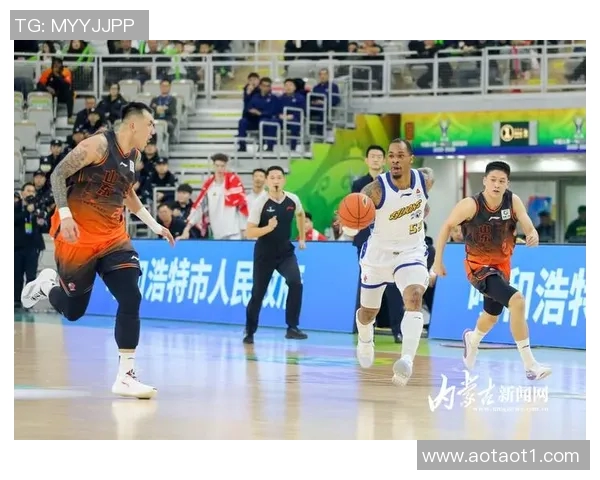 大卫-詹姆斯再次领衔山东男篮征战CBA新赛季 大卫-詹姆斯再次领衔山东男篮征战CBA新赛季