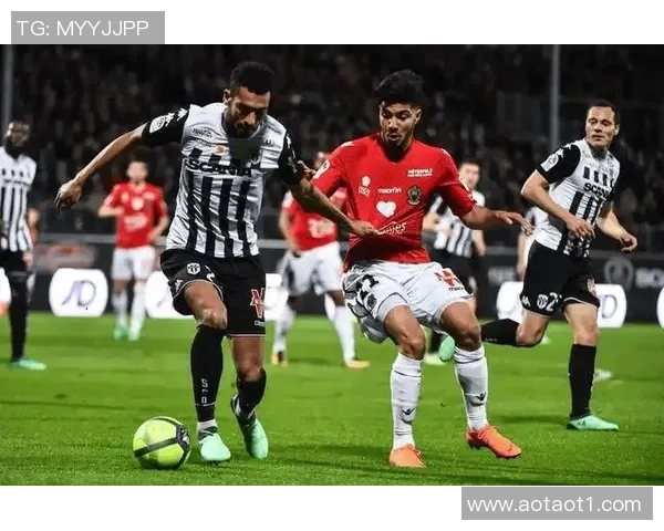 弗赖堡重振旗鼓,逆袭保级泥潭,生死关键胜利终现光明 弗赖堡重振旗鼓,逆袭保级泥潭,生死关键胜利终现光明