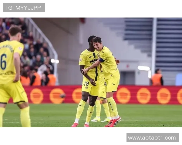 皇马主场大胜巴萨,梅西失点无力救主,巴萨客场1比4惨败 皇马主场大胜巴萨,梅西失点无力救主,巴萨客场1比4惨败