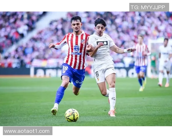 马德里竞技队宣布签下新的中场球员:新星加盟点燃激情 马德里竞技队宣布签下新的中场球员:新星加盟点燃激情